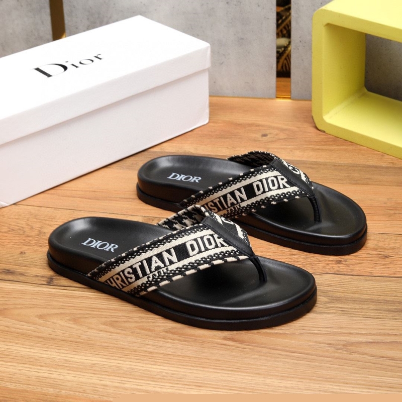 ch**an D*or slippers